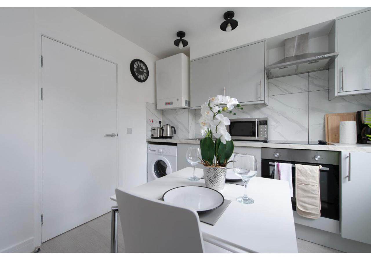 Apartment Splendid And Comfy 1 Bedroom London